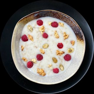 Вівсяна каша з фруктами