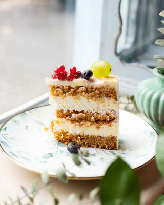 Tort Carrot Cake