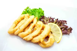 71. Calamari fritti*