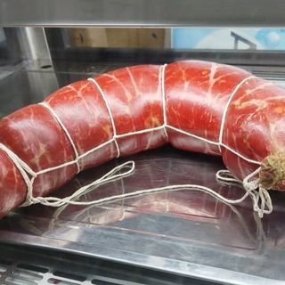 Говяжья колбаса (100 гр.)