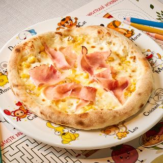 Pizzeta cu șuncă și porumb