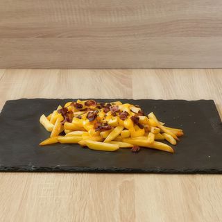 Patatas bacon y crema de cheddar