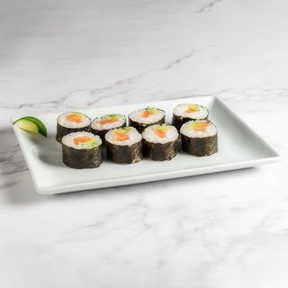Futomaki Salmón (8 Uds.)