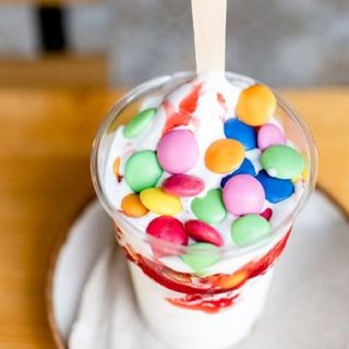 Helado Soft de Nata con Toppings