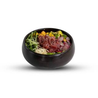 Poké bowl atum