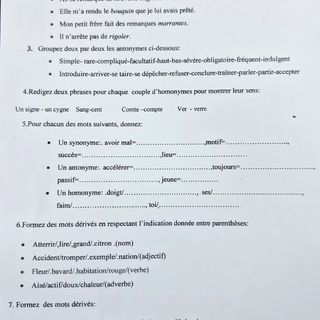 Scrumbie marinata cu salata de ceapa