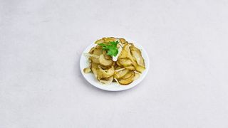 Surówka z ogórka kiszonego