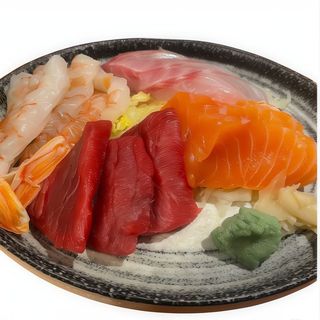 Sashimi mixto (12 piezas)