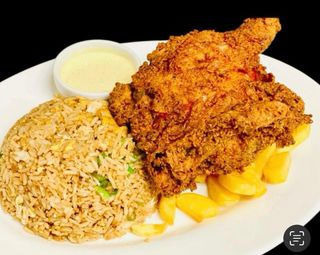 Chaufa Con Pollo Broaster
