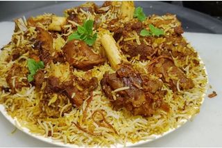 MEAT BIRIANI (Riso Basmati Con Carne)