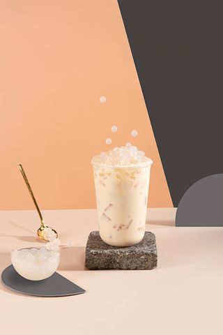 Clásico té jazmin con leche y sago (500 Ml.)