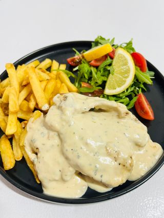 Pui in sos gorgonzola 400g