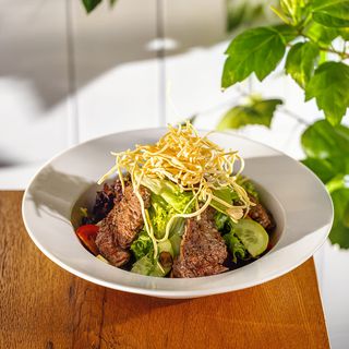 სტეიკ-სალათი