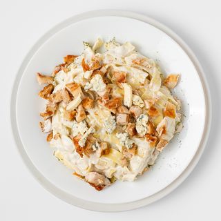 Bijeli rezanci s piletinom i gorgonzolom