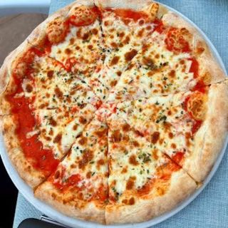 Pizza Margherita/ Pizza Margherita