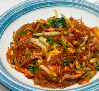 Fideo de boniato frito