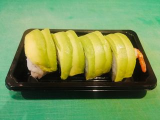 Uramaki Dragon ( 8 Ud )