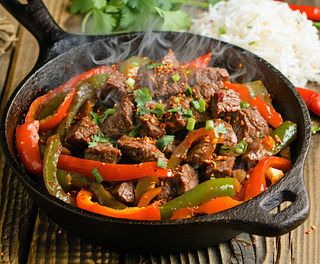 Tigaie de vita picanta