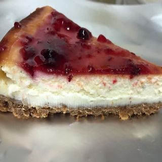 Tarta De Queso Con Fruta Del Bosque