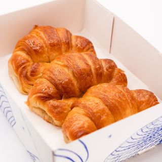 Caja 3 medialunas clásicas