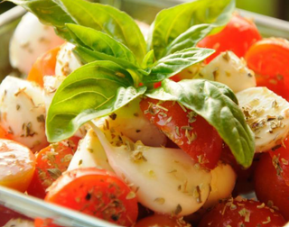 Insalata con pomodorini e mozzarella di bufala
