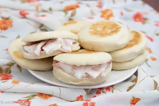 Tigelle con pancetta