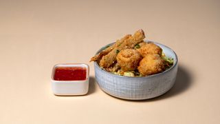 ორაგულის მინი ბოქსი ბოსტნეულით