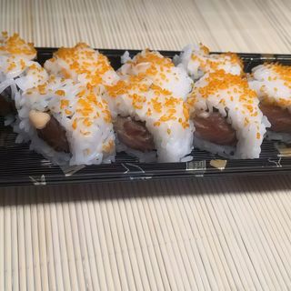 Uramaki spicy salmon – 8 pezzi