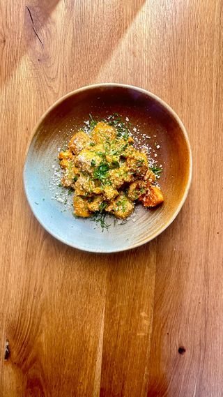 Gnocchi arabiata cu pui