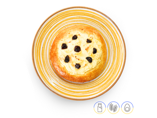 Mini tarta de queso dulce con pasas "Vatrushka"