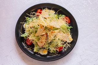 Салат "Цезарь" с курицей