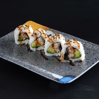 81.Uramaki de anguila, aguacate (4 uds.)