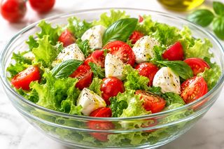 Mozzarella salad
