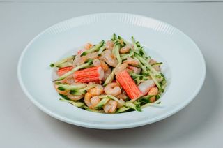 86. Салата морски дарове