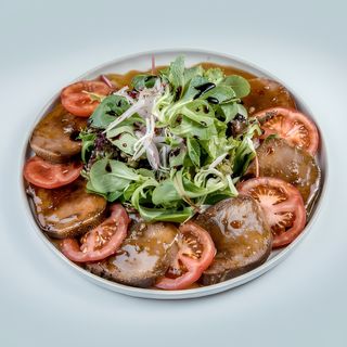 Теплый салат с языком (300г)