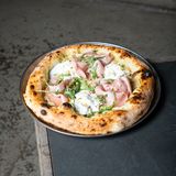 Pizza Mostacho (30 Cm.)