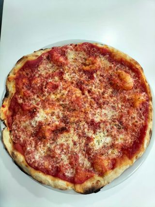 Pizza margherita