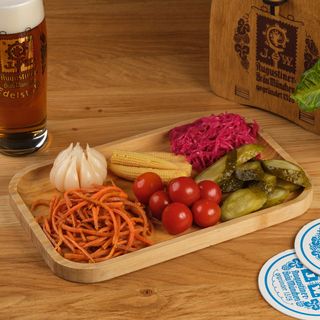 მჟავის ასორტი