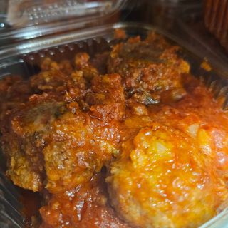 POLPETTE DI CARNE  CON POMODORO