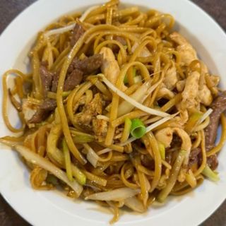 129. Tallarines Tres Delicias