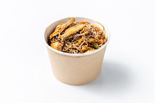 Вок С курицей и гречневой лапшой (460 гр)