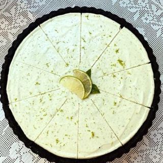 Tarta de Lima y Albahaca (10 porciones)