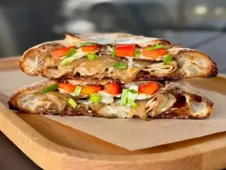 Піца-сендвіч Барбекю (295 g)
