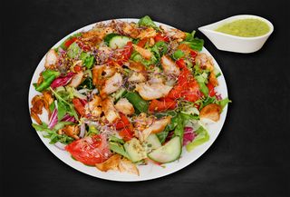 Sałatka z kurczakiem i warzywami