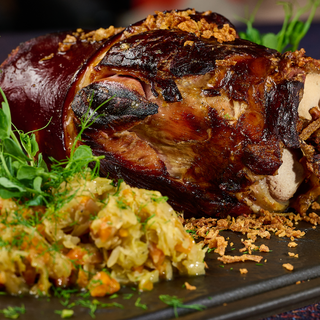 Varză călită cu ciolan