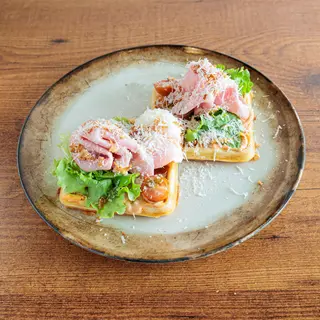 Mortadela brunch waffle