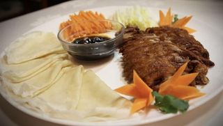 Pato Asado A La Pekinesa 