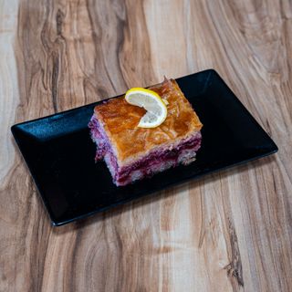 Baklava sa višnjama