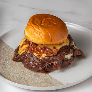 Hamburguesa guanciale Lacio smash