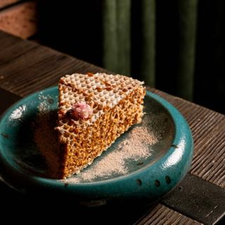 Вафельний торт зі сгущеним молоком